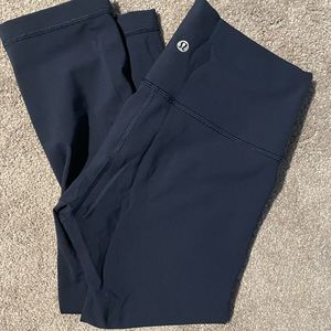 Lululemon Wunder Under high rise crop navy